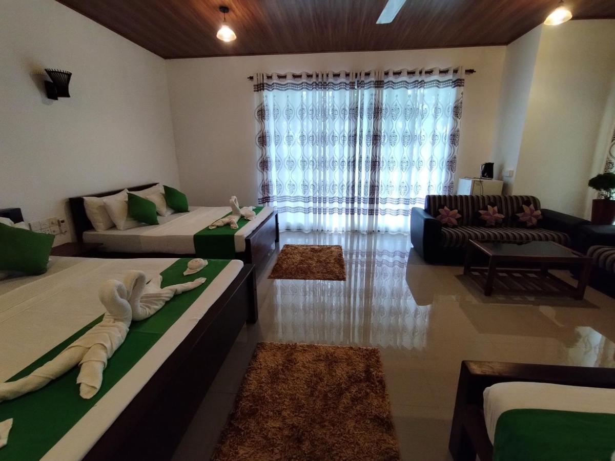 Village Mango Resort Yala Tissamaharama Kültér fotó