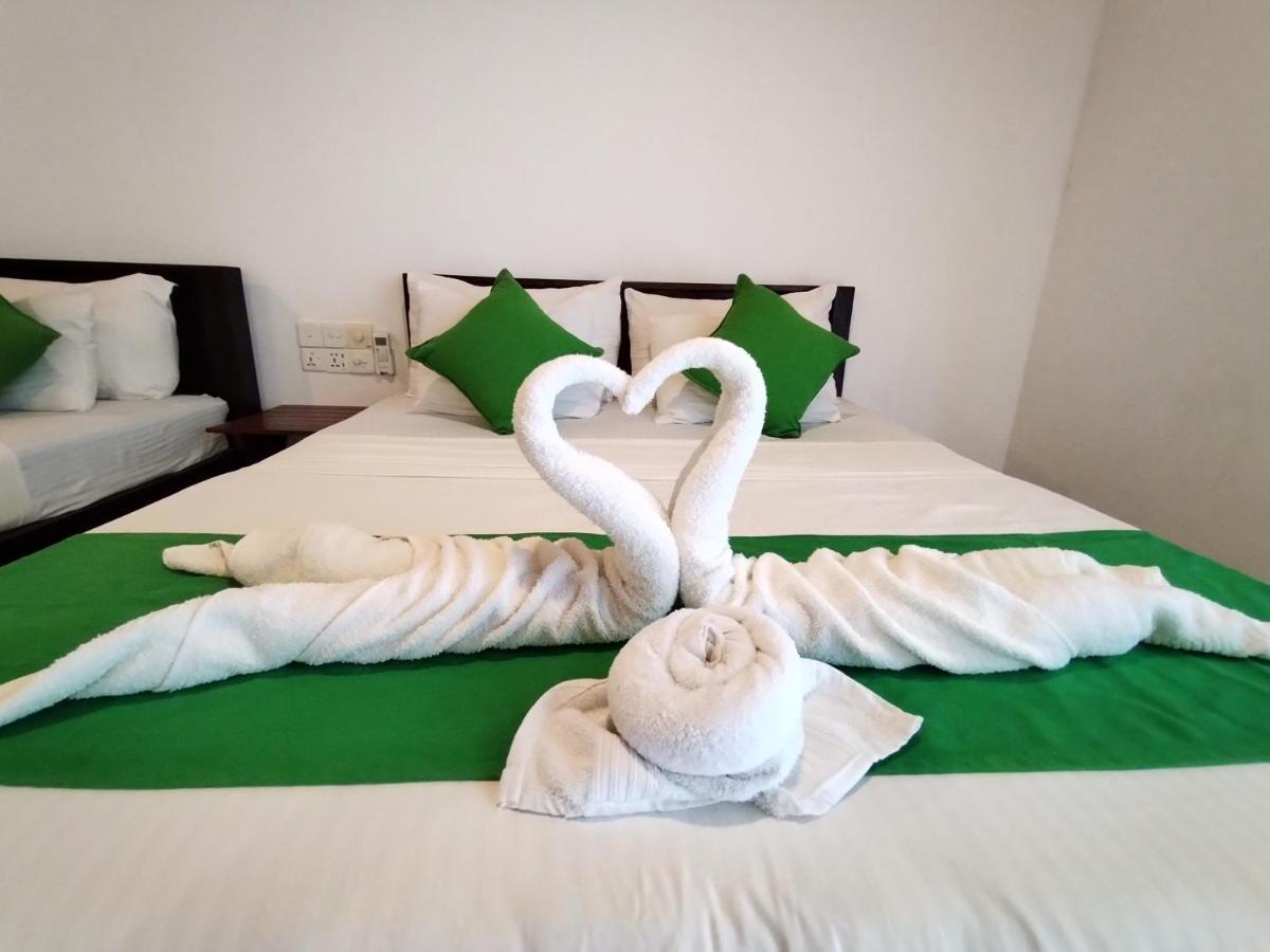 Village Mango Resort Yala Tissamaharama Kültér fotó