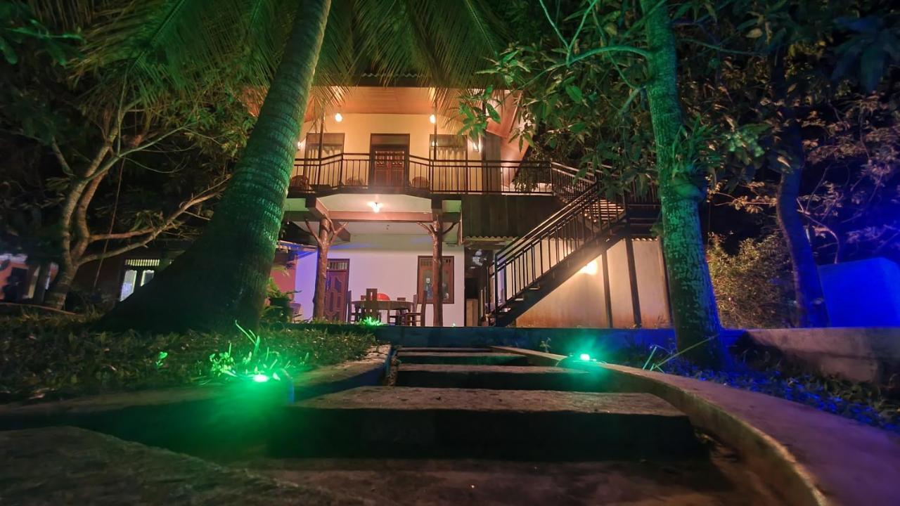Village Mango Resort Yala Tissamaharama Kültér fotó